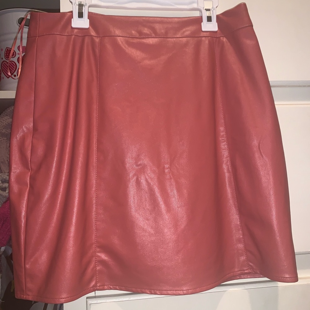 Leather skirt